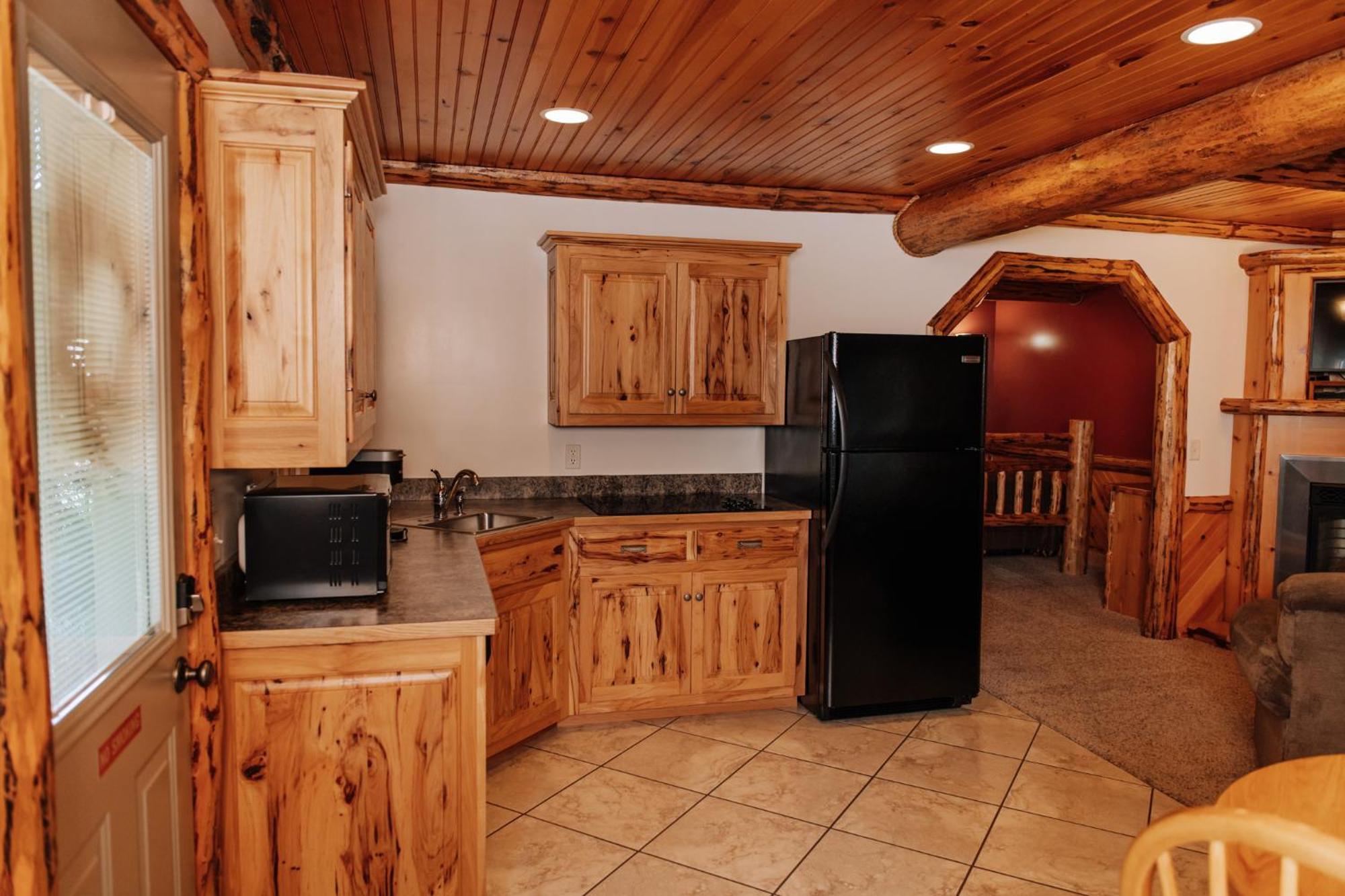 Sojourner'S Lodge & Log Cabin Suites Dundee Exterior photo